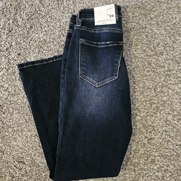 NWT KanCan Dark Wash High Rise Kick Flare Jeans sz 26 - Picture 3 of 6